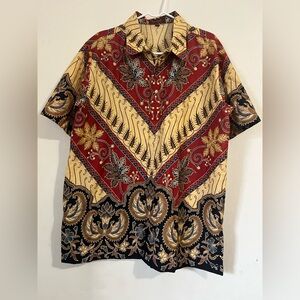 Men's Red and Gold Patterned Short Sleeve Shirt